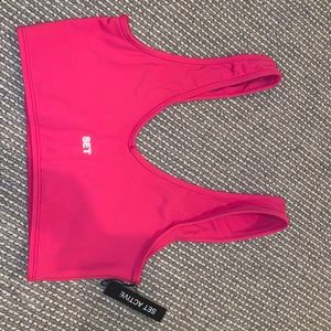 SOLD! Brand New SET ACTIVE sportbody bra (size small) with tags !